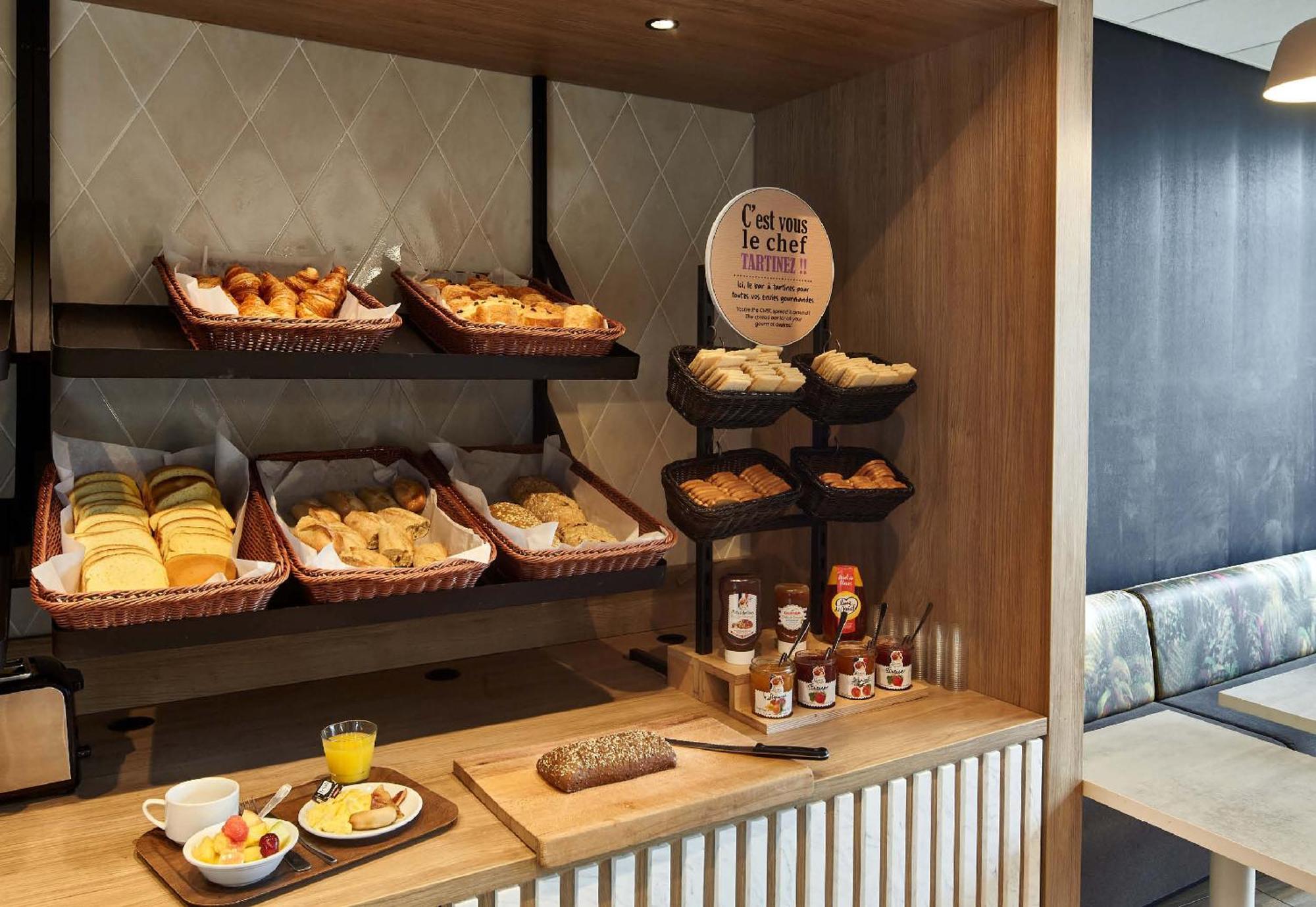 B&B Hotel Le Mans Centre Экстерьер фото