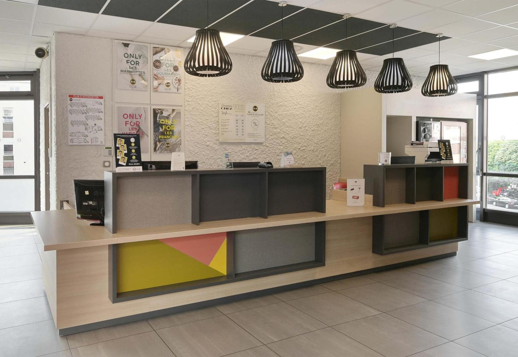 B&B Hotel Le Mans Centre Экстерьер фото